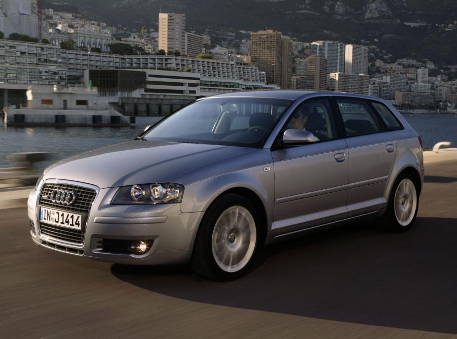  Audi A3 Sportback 2.0T (8PA) 2004 года  (WW) (фото 3 из 21)